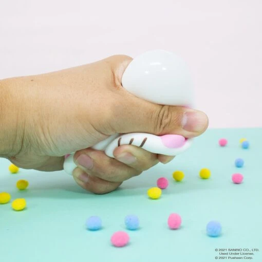 Hello Kitty X Pusheen Squishy Capsule - Image 2