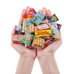 Zuru 5 Surprise Mini Brands Series 3 -Sweet Stationery Store 3 2c305b6a 8ca3 48bf 9803 d08a9e4e810f